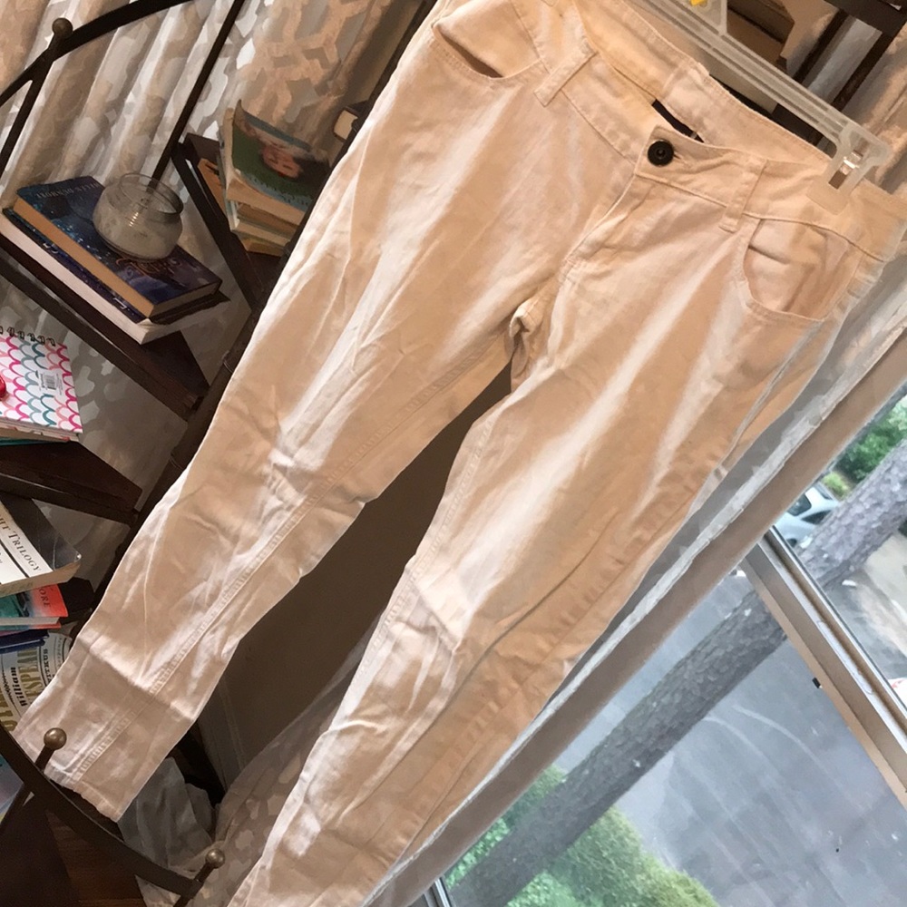 White pants - Picture 3 of 5